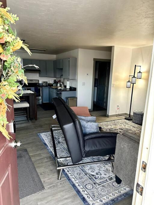 Comfortable 2Br Apt Central فيربانكس المظهر الخارجي الصورة