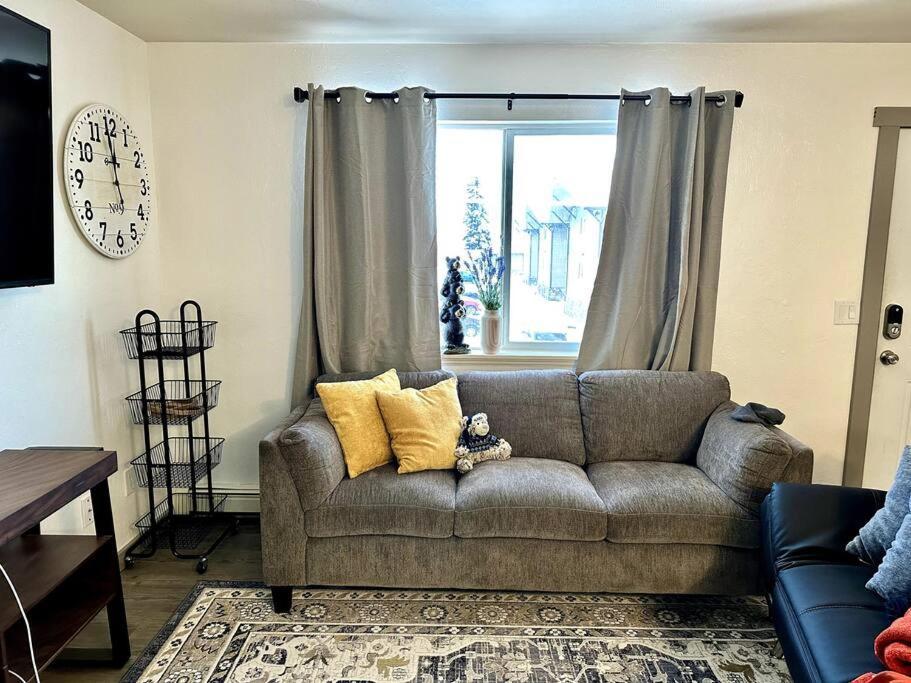 Comfortable 2Br Apt Central فيربانكس المظهر الخارجي الصورة