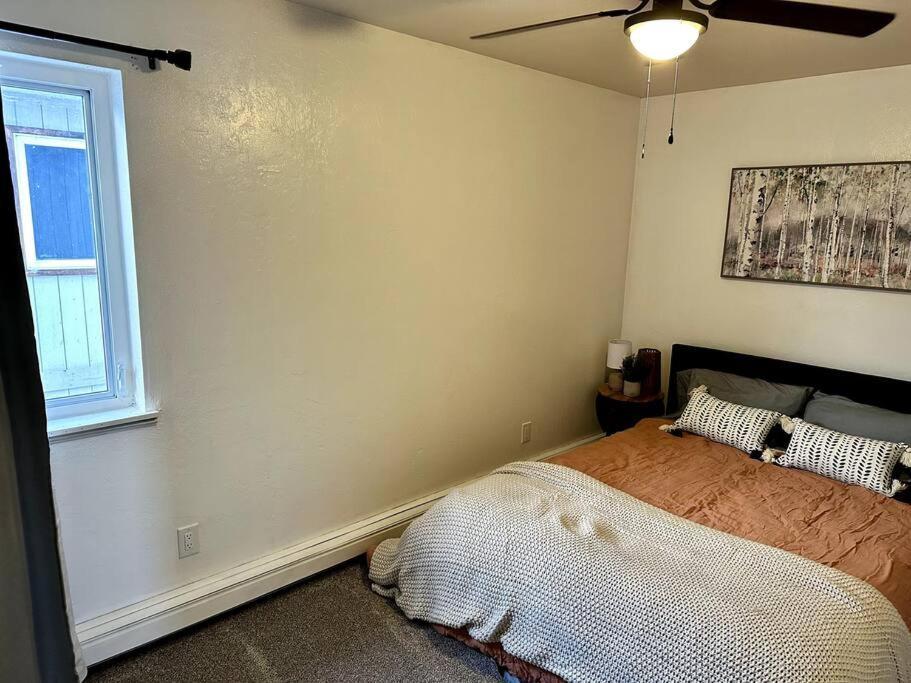 Comfortable 2Br Apt Central فيربانكس المظهر الخارجي الصورة